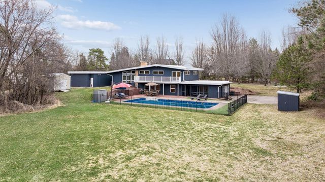 14122 Prairie Road NW, Andover, MN 55304