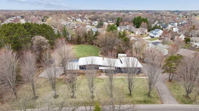 14122 Prairie Road NW, Andover, MN 55304