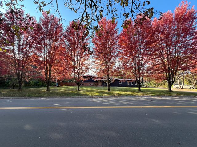 14122 Prairie Road NW, Andover, MN 55304