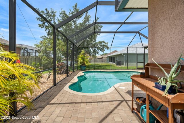 2242 Woodfield Circle, Melbourne, FL 32904
