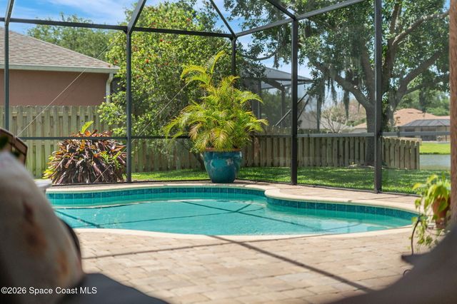 2242 Woodfield Circle, Melbourne, FL 32904