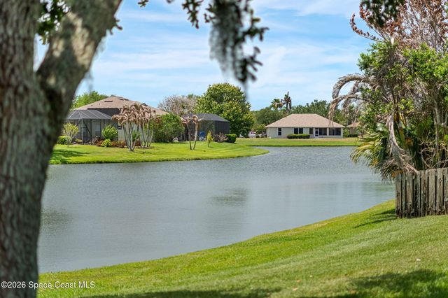 2242 Woodfield Circle, Melbourne, FL 32904