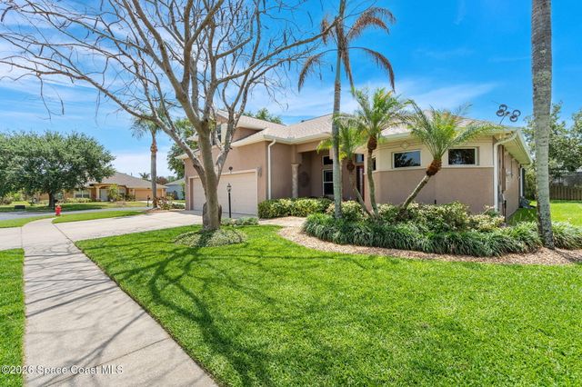 2242 Woodfield Circle, Melbourne, FL 32904