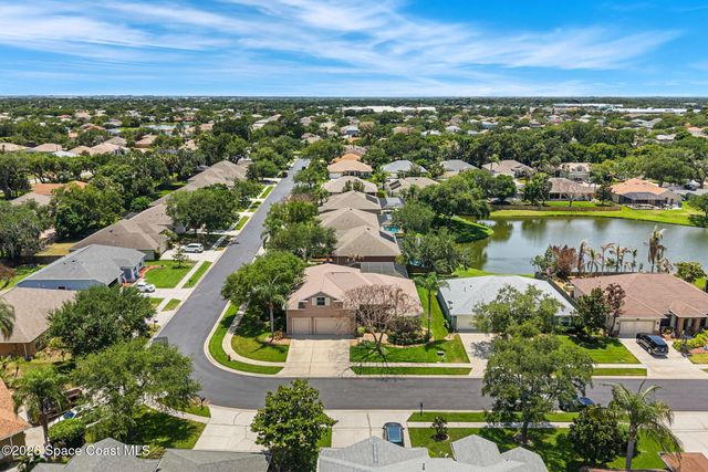 2242 Woodfield Circle, Melbourne, FL 32904