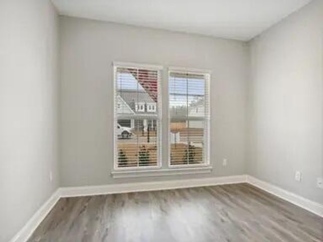 100 S Founders Way, Hattiesburg, MS 39401