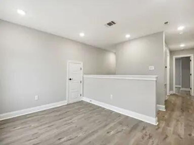 100 S Founders Way, Hattiesburg, MS 39401