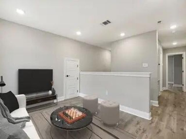 100 S Founders Way, Hattiesburg, MS 39401