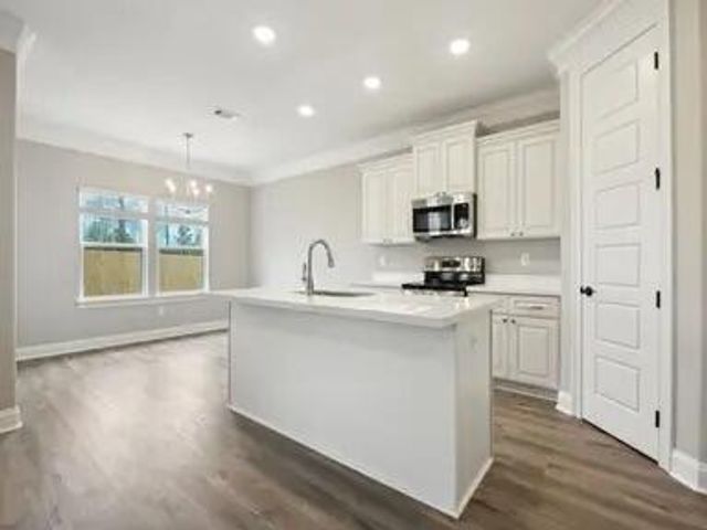 100 S Founders Way, Hattiesburg, MS 39401
