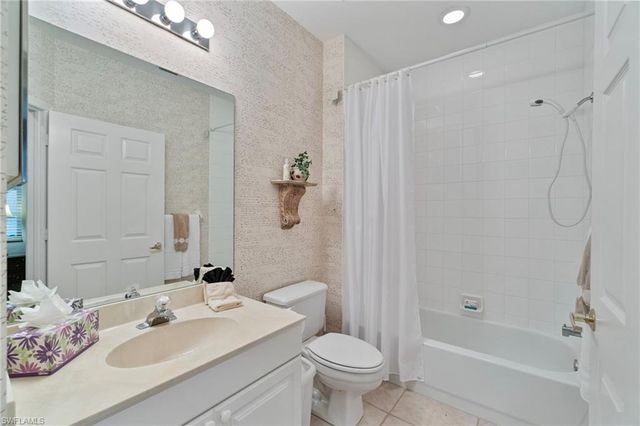 3412 Pointe Creek CT # 102, Bonita Springs, FL 34134