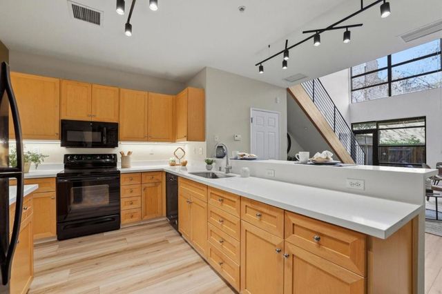 400 N 1st Street 111, San Jose, CA 95112