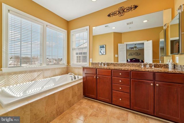 14325 NEW HAMPSHIRE AVE, Silver Spring, MD 20904