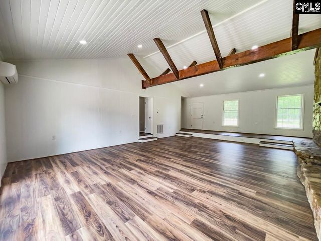 2545 Silverstreet Road, Silverstreet, SC 29145