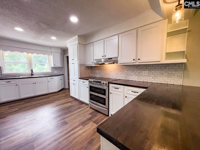2545 Silverstreet Road, Silverstreet, SC 29145