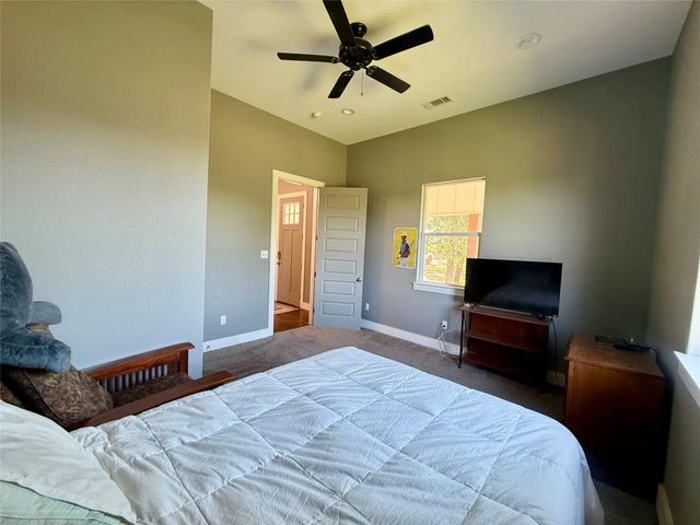 739 Pleasant Grove RD, Elgin, TX 78621