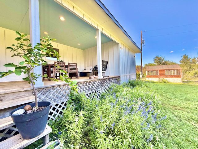 739 Pleasant Grove RD, Elgin, TX 78621