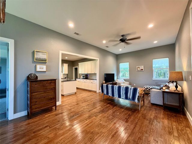 739 Pleasant Grove RD, Elgin, TX 78621