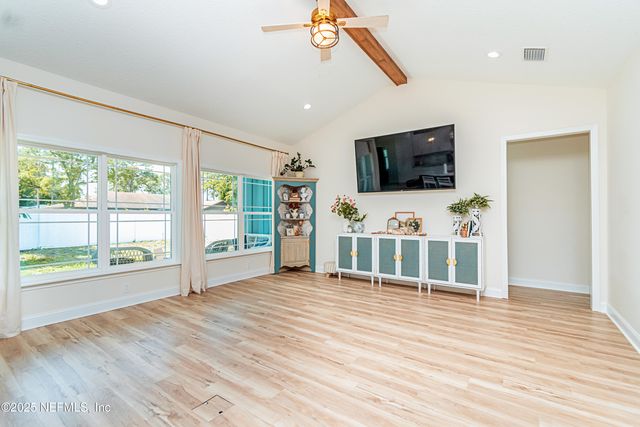 4282 WOLFE Drive, Macclenny, FL 32063