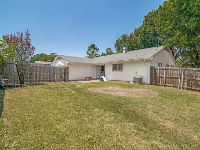 2600 Montclair Lane, Mesquite, TX 75150