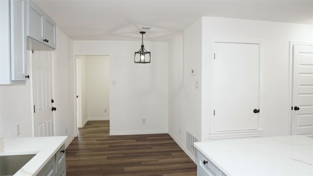 2009 Clark Trail, Grand Prairie, TX 75052