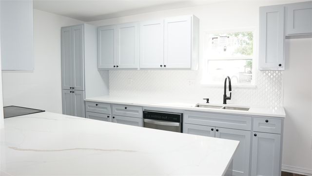 2009 Clark Trail, Grand Prairie, TX 75052