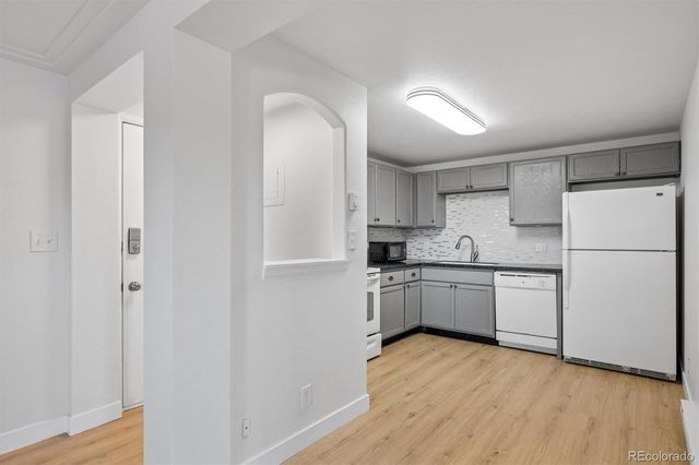 1087 Ingalls Street 10J, Denver, CO 80214
