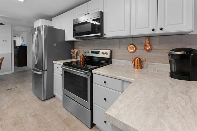 9273 SW Mary Drive, Stuart, FL 34997