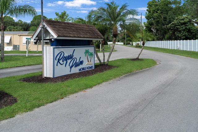 9273 SW Mary Drive, Stuart, FL 34997