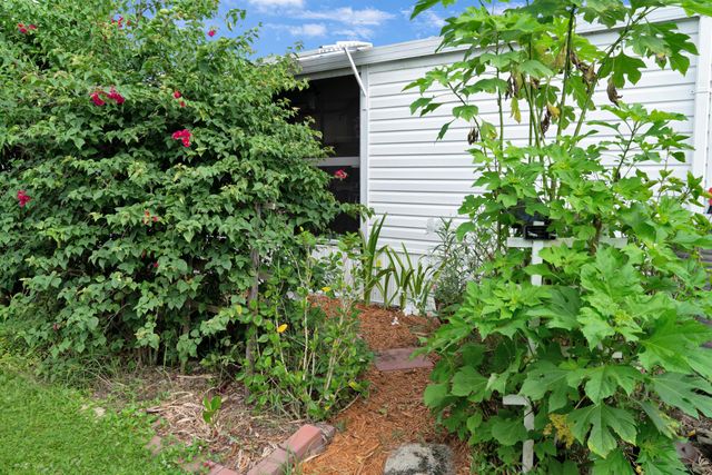 9273 SW Mary Drive, Stuart, FL 34997