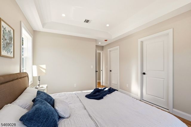 617 Lincoln St, Linden City, NJ 07036