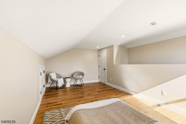 617 Lincoln St, Linden City, NJ 07036