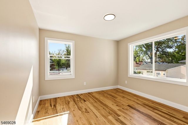 617 Lincoln St, Linden City, NJ 07036