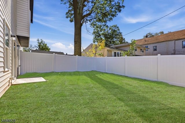 617 Lincoln St, Linden City, NJ 07036