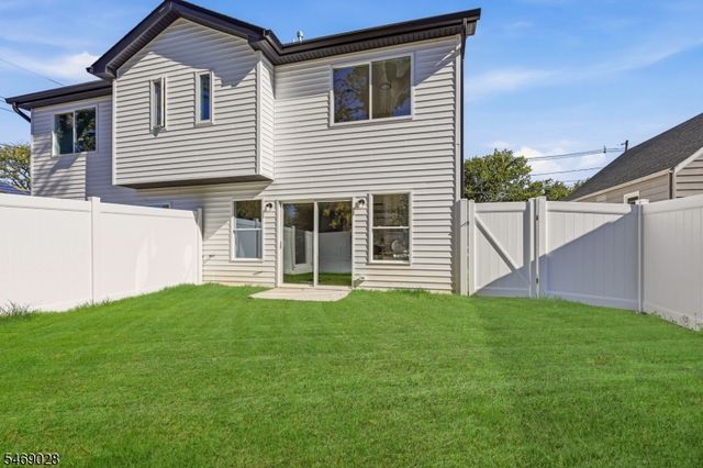 617 Lincoln St, Linden City, NJ 07036
