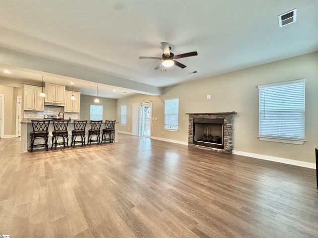 195 Thames Valley Drive, Easley, SC 29642