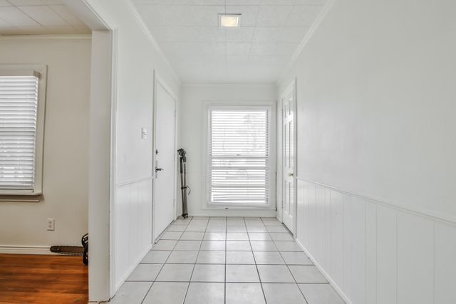 2407 32nd Street, Lubbock, TX 79411