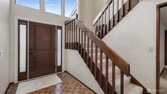 16641 160TH Place SE, Renton, WA 98058