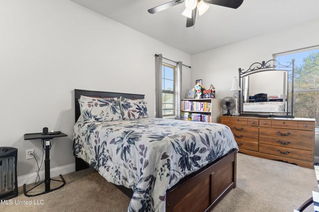 836 Reunion Place Circle, Biloxi, MS 39532