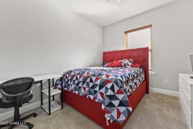 836 Reunion Place Circle, Biloxi, MS 39532