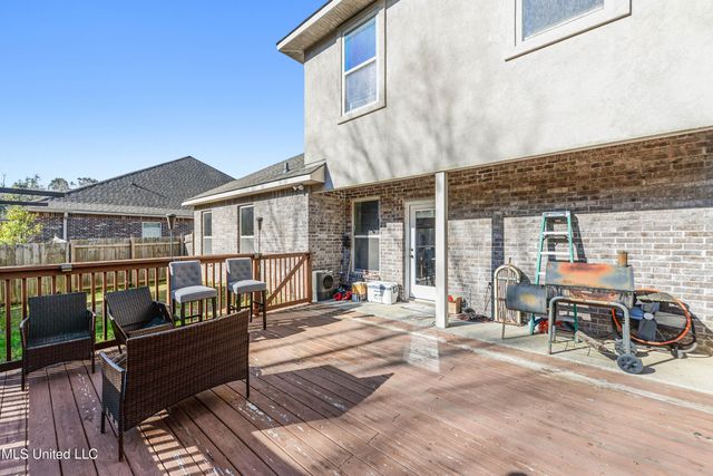 836 Reunion Place Circle, Biloxi, MS 39532