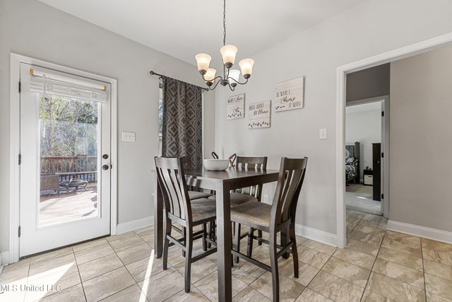 836 Reunion Place Circle, Biloxi, MS 39532