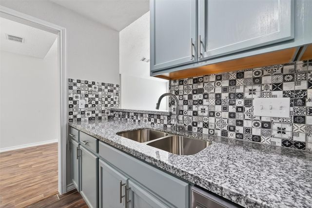 16613 Gold Ridge Lane, Houston, TX 77053