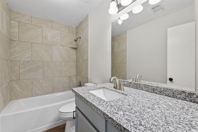 16613 Gold Ridge Lane, Houston, TX 77053