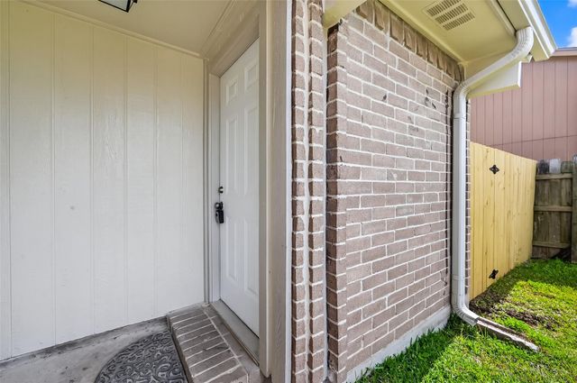 16613 Gold Ridge Lane, Houston, TX 77053