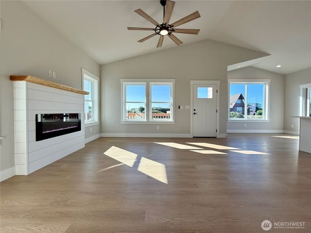 1158 Glendale Court SW, Ocean Shores, WA 98569