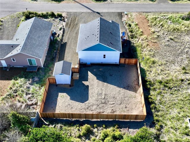 1158 Glendale Court SW, Ocean Shores, WA 98569