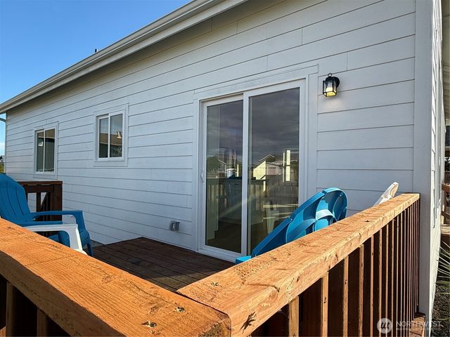 1158 Glendale Court SW, Ocean Shores, WA 98569