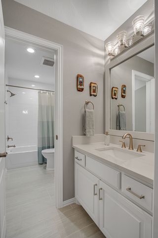 2104 Beachview Drive, Flower Mound, TX 75022