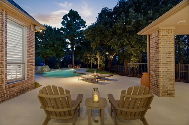 2104 Beachview Drive, Flower Mound, TX 75022