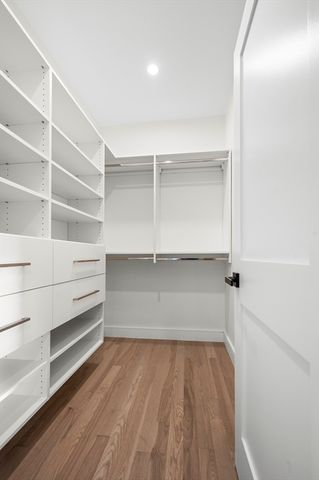 21 Bolton St. 2, Waltham, MA 02453