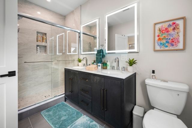 21 Bolton St. 2, Waltham, MA 02453